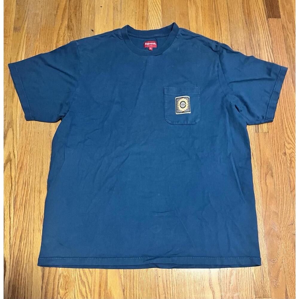 Supreme Pocket T-shirt Crest Label Size XL Embroidered Patch Blue